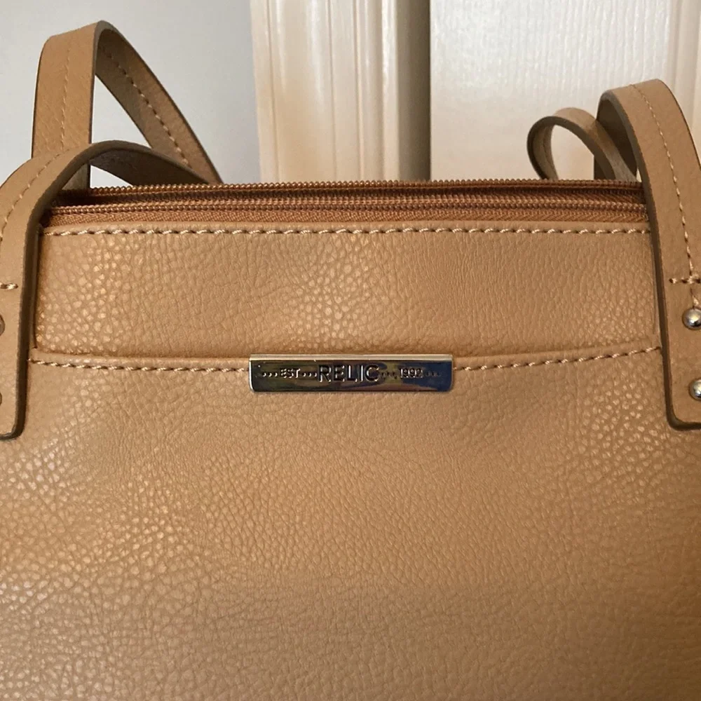 Relic Handbag - Picture 2 of 8